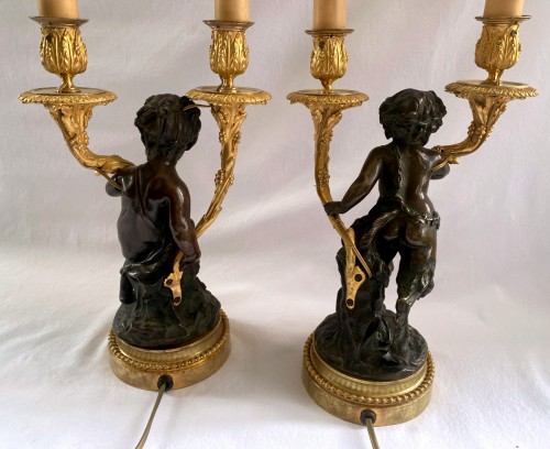 Antiquités - Paire de chandeliers en bronze fin 19e