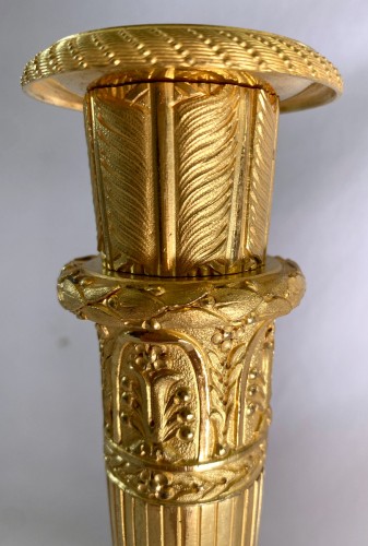 Antiquités - Paire de flambeaux Charles X en bronze doré