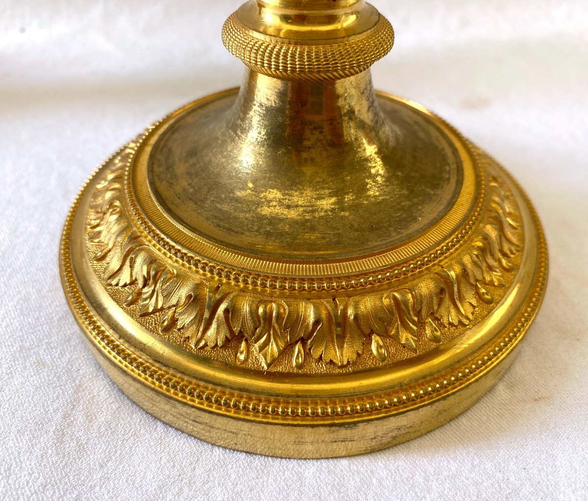 Pair of gilt bronze Directoire candlesticks - Ref.105159