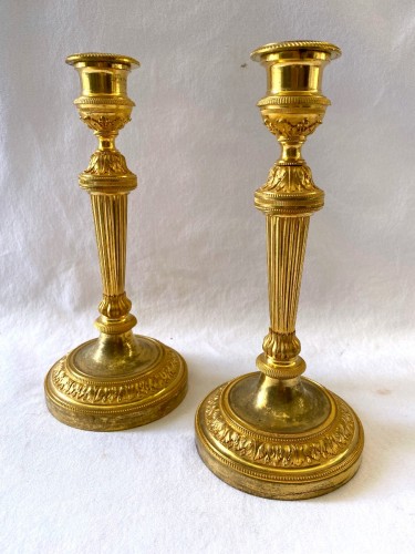 Pair of gilt bronze Directoire candlesticks - Lighting Style Directoire