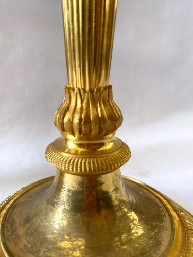 18th century - Pair of gilt bronze Directoire candlesticks