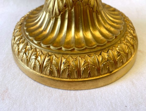 Paire de flambeaux Louis XVI en bronze doré - Jullion Antiquités