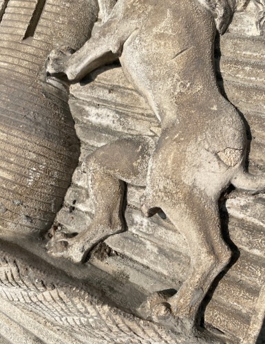 19th century - Carved stone coat of arms