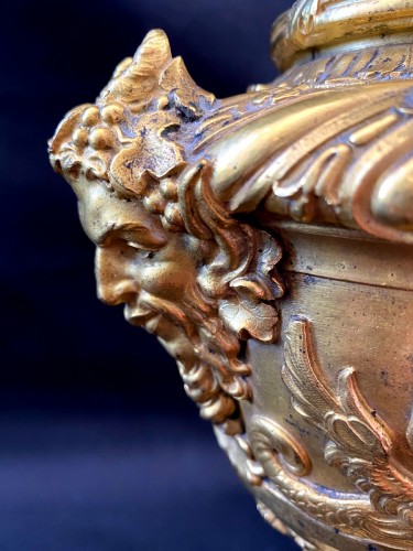 Aiguière en bronze doré, époque Restauration - Jullion Antiquités