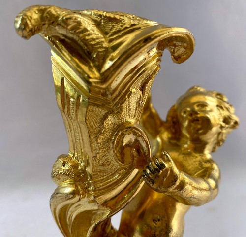 Flambeau Louis XV en bronze doré par Meissonnier - Louis XV