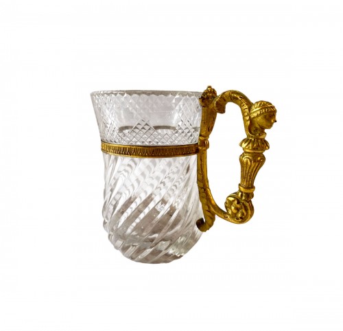 Tasse Empire en cristal taillé et bronze doré