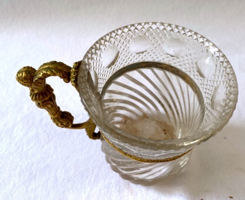 Empire cup in cut crystal and gilt bronze - 