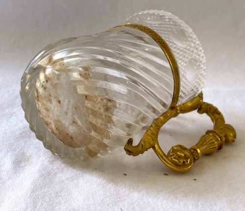 Antiquités - Tasse Empire en cristal taillé et bronze doré