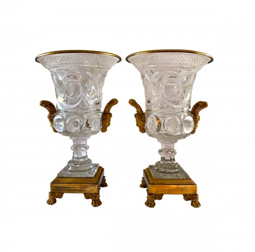 Paire de vases Empire en cristal taillé et bronze doré