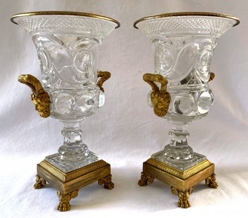 Objet de décoration Cassolettes, coupe et vase - Paire de vases Empire en cristal taillé et bronze doré
