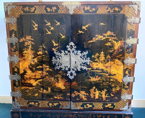 Cabinet en laque de chine - Jullion Antiquités