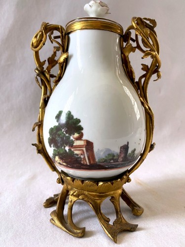 Objet de décoration Cassolettes, coupe et vase - Vase couvert en porcelaine de Meissen monté bronze doré