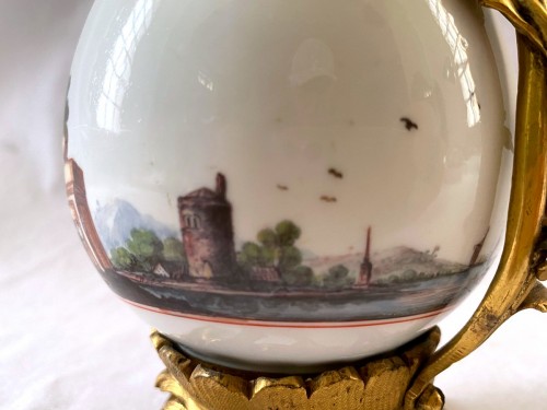 Antiquités - Vase couvert en porcelaine de Meissen monté bronze doré