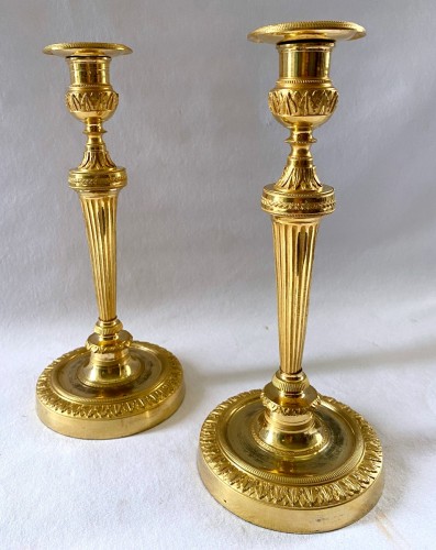 Pair of large Louis XVI bronze candlesticks - Lighting Style Louis XVI