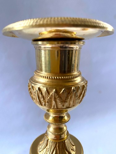 Antiquités - Paire de bougeoirs Louis XVI en bronze doré