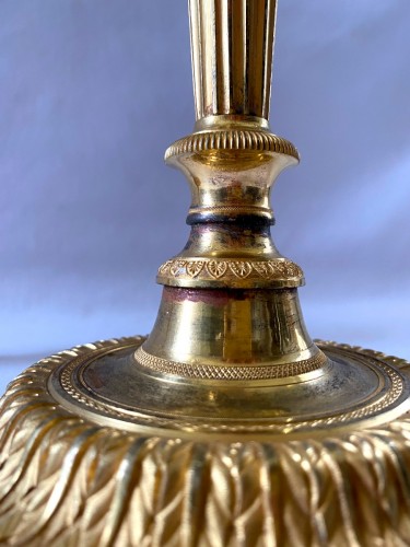 Directoire - Pair of gilt bronze Directoire candlesticks