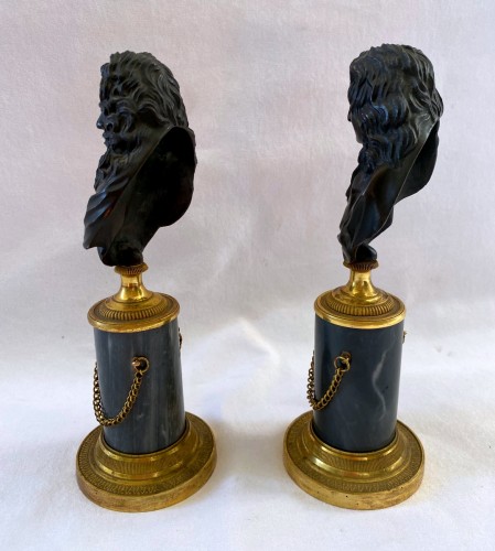 Paire de bustes en bronze patiné et doré - Directoire