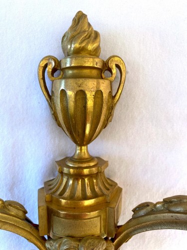 Antiquités - Paire d'appliques d'époque Napoléon III en bronze doré
