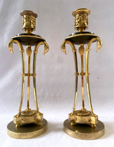 Luminaires Bougeoirs et Chandeliers - Paire de bougeoirs empire en bronze doré et patiné