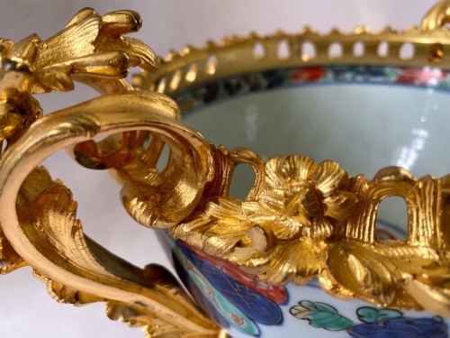 Antiquités - Coupe porcelaine époque Kangxi montée bronze