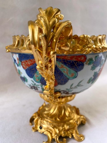 Antiquités - Coupe porcelaine époque Kangxi montée bronze