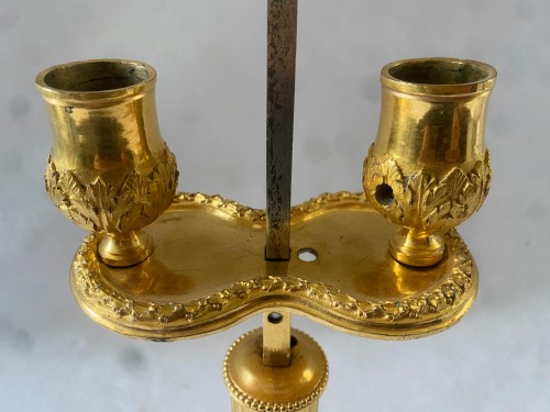 Lampe bouillotte Louis XVI en bronze doré - Louis XVI