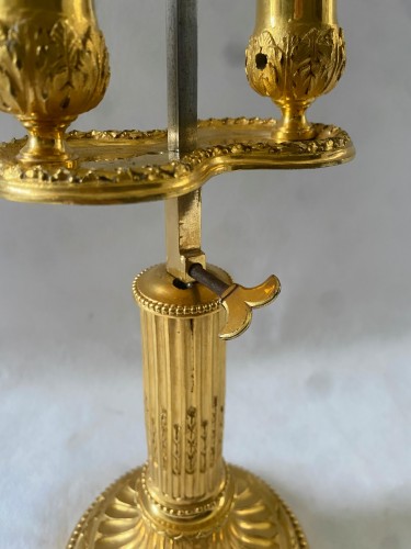 Antiquités - Lampe bouillotte Louis XVI en bronze doré