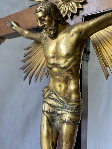 XVIIe siècle - Christ en bronze doré haute époque