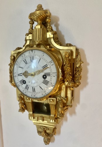 XVIIIe siècle - Cartel d'applique Louis XVI en bronze doré