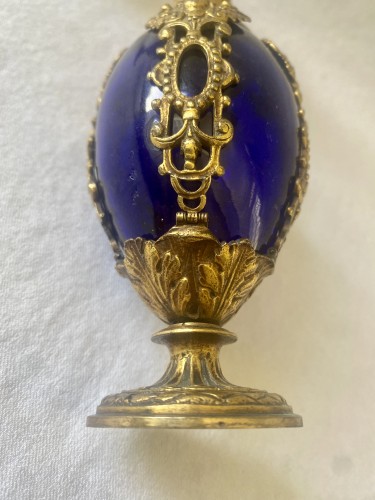 Paire de vases en verre bleu, Naples vers 1600 - 