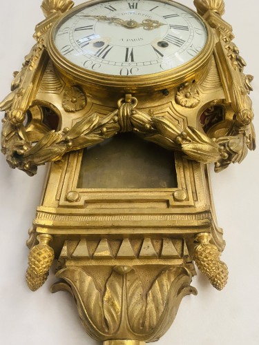 Louis XVI - Dutertre à Paris -  Cartel d'applique Louis XVI en bronze doré