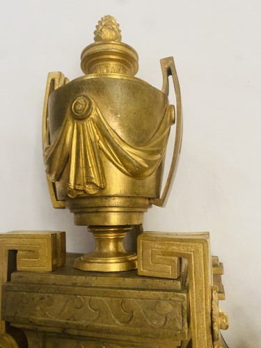 Antiquités - Dutertre à Paris -  Cartel d'applique Louis XVI en bronze doré