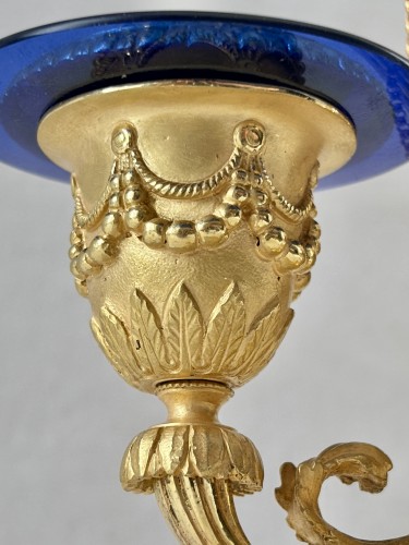 Antiquités - Victor Paillard, paire de candélabres en bronze doré