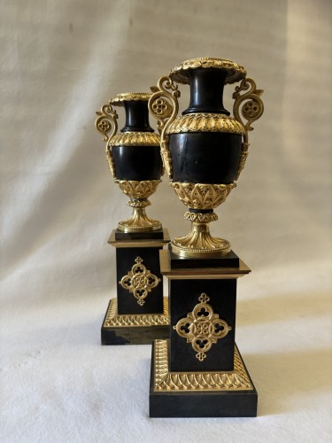 Paire de cassolettes Restauration en bronze doré et patiné - Objet de décoration Style Restauration - Charles X