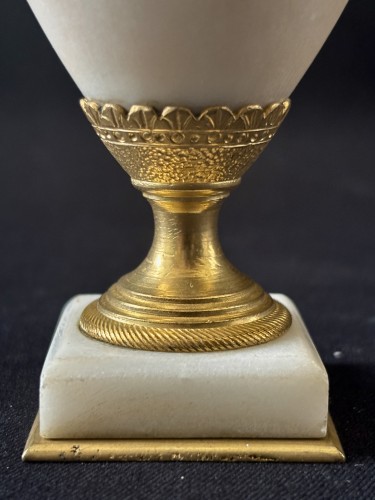 Paire de vases formant bougeoirs Italie Grand Tour  début 19e siècle - Empire