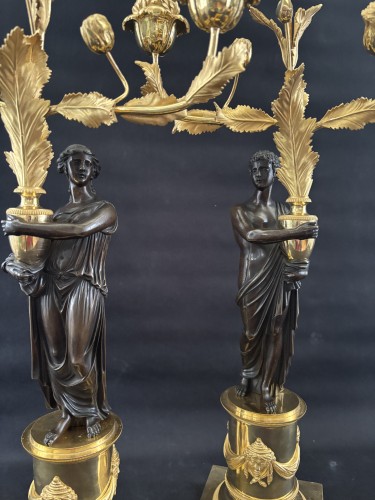 Paire de candélabres Restauration en bronze doré et patiné - Jullion Antiquités