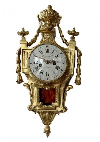 Cartel Louis XVI en bronze doré signé Mercier à Paris