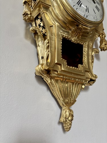 Cartel Louis XVI en bronze doré signé Mercier à Paris - Jullion Antiquités