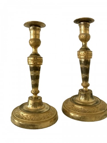 Pair of Louis XVI bronze candlesticks