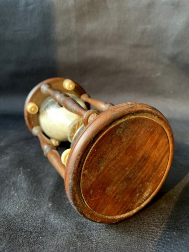 Antiquités - Sablier en bois et ivoire