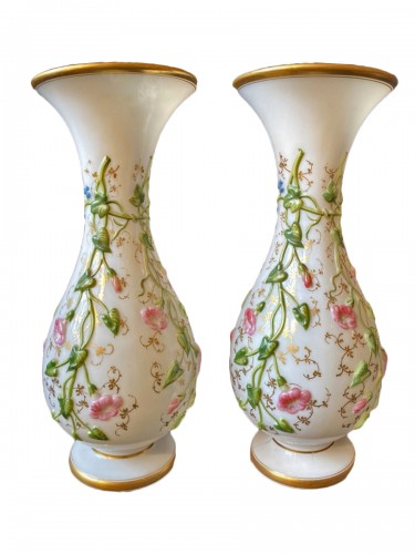 Vases en opaline de Baccarat