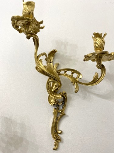 Paire d'appliques louis XV en bronze doré - Louis XV