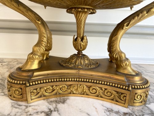 Antiquités - Coupe navette en marbre et bronze doré signée Picard