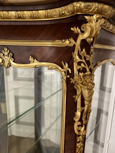 Vitrine galbée attribuée à Zwiener - Napoléon III