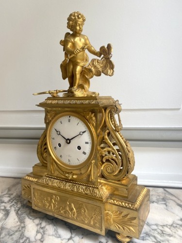 Pendule Directoire en bronze doré - Horlogerie Style Directoire