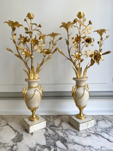 Pair of Louis XVI candlesticks - Lighting Style Louis XVI