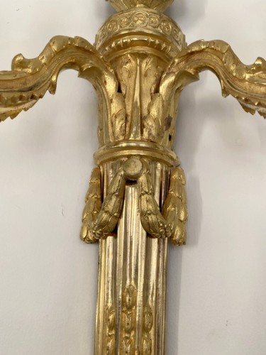 Paire d'appliques Louis XVI en bronze doré - Jullion Antiquités
