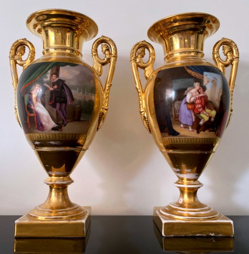 Céramiques, Porcelaines  - Paire de vases en porcelaine de Paris