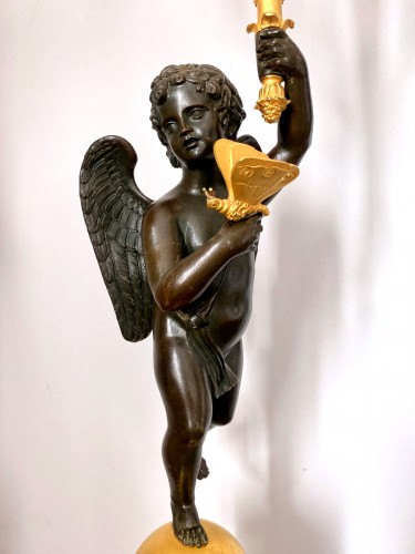 XIXe siècle - Paire de candélabres Empire en bronze doré