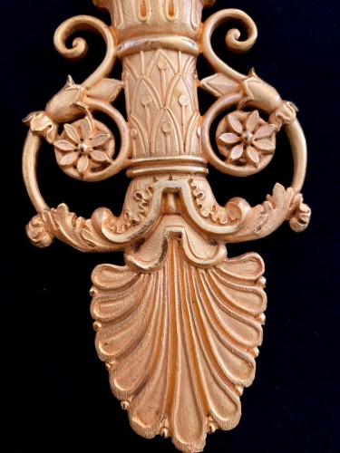 XIXe siècle - Paire d'appliques Empire en bronze doré